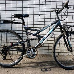 ☆自転車 26インチ マウンテンバイク 21段変速 荷台付き marukin