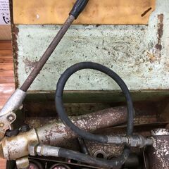 三機　型番不明　油圧パンチャー　中古品　サビつき有　【ハンズクラフト宜野湾店】 三機 型番不明 油圧パンチャー 中古品 サビつき有 【ハンズクラフト宜野湾