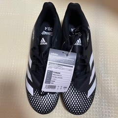 adidas スニーカー