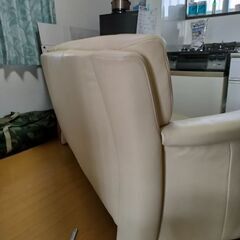 ソファ_白_3人掛_ドイツ製_革