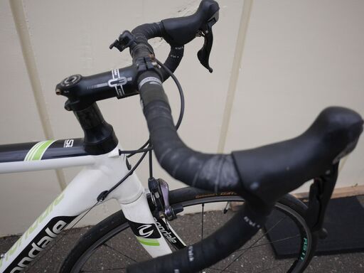 キャノンデール cannondale CAAAD10 105 10速 塗装に難あり