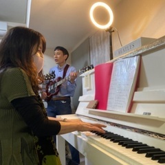 大人のためのピアノ、ボーカル、ギター教室 @福岡市中央区大名