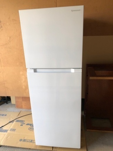 2021年製 YAMADASELECT(ヤマダセレクト) YRZ-F23H1 2ドア冷凍冷蔵庫 (236L・右開き) ホワイト