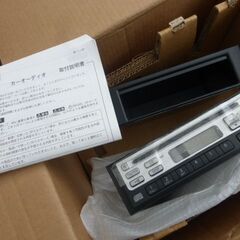 スズキ　CDレシーバー　未使用　新品