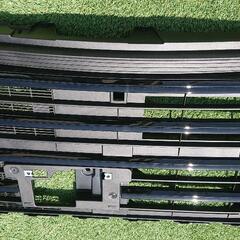 値下げ 新型タントカスタム フロントグリル 格安 送料込