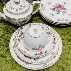 [値下げしました］ブランド食器-Noritakeティーセット17点