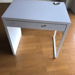 IKEA 子供用学習机