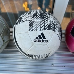 adidas サッカーボール　4号球　使用感あり【値下可能】