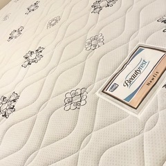 【美品】シモンズマットレス　ゴールデンバリュー　セミダブル