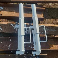 ダウンザ－ホールハンマー　固定用つの300H用 1個