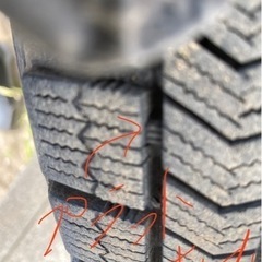 スタッドレスタイヤVRX 5ミリ155/65R14アルミ付き