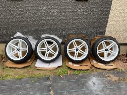 BMSの18インチ 9j＋15 タイヤ225/40新品付き