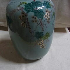 九谷焼の大きめの花瓶