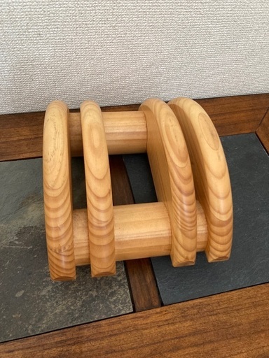 背骨湾曲器具