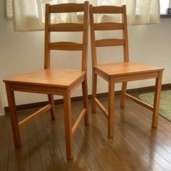IKEAの椅子2脚【お譲り先決まりました】