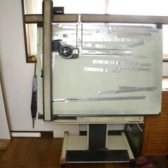 中古油圧式ドラフター（製図機器）