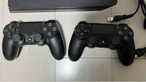 【大特価】PS4本体(箱付き)+コントローラー2つ