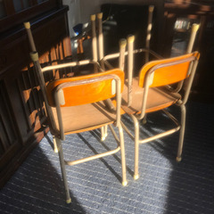 小学校の椅子 4脚