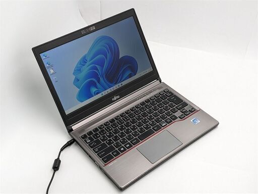 送料無料 保証付 日本製 13.3型 ノートパソコン 富士通 E736/P 中古良品 第6世代 Celeron 8GB DVDRW 無線 Bluetooth カメラ Windows11 Office