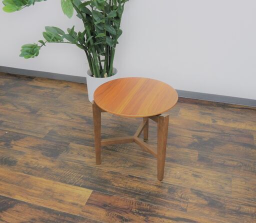 【ヤ取終了9/28】≪W897ジ≫ 展示品 Calligaris /カリガリス サイドテーブル SYMBOL/シンボル 横幅約40cm 2020年製 イタリア製 ウォールナット 家具/インテリア