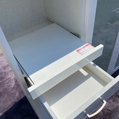 今週限定値引ポッキリ 人気のホワイト食器棚(重いですヨ！)