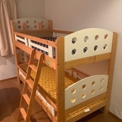 【受付終了】2色づかい子ども用2段ベッド