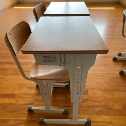 ※交渉中【未使用美品】学校の机・椅子 デスク+チェア 2点セット