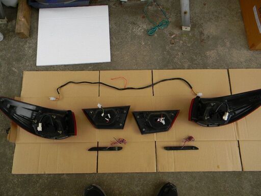 GRX130 前期 マークx ファイバーLEDテールランプ おまけ付き 不明