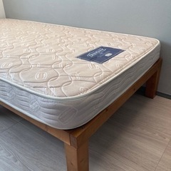 シモンズ マットレス&ベッドフレーム
