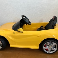 子供用の電動乗用自動車（黄色フェラーリ）