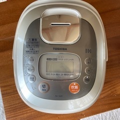 炊飯器　TOSHIBA RC-10ZE (五合炊き)