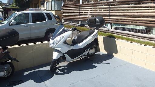 HONDA PCX125 原付二種　低走行距離　ツーリングに如何ですか !!