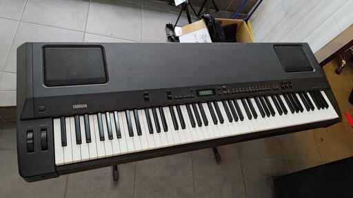YAMAHA 電子ピアノ P-200　スタンド付属