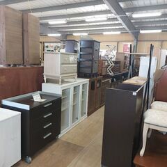 【愛品倶楽部柏店】　カリモク　３面鏡ドレッサー　スツール付