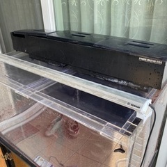 90×45×45オールクリア(背面黒フィルム有)アクリル水槽、水槽台上部フィルター、ライト、ヒーター、エアー、ろ材完備 90×45×45オールクリア(背面黒フィルム有)アクリル水槽、水槽台上部