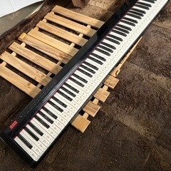 電子ピアノ　88鍵盤　carina-af0088c