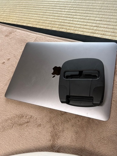 MacBook Air 2019年モデル本体のみ　apple純正マウス付