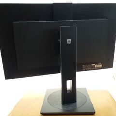 2022年製 32インチ ウルトラクリア 4K UHD モニター （3840x2160