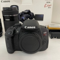 Canon EOS Kiss X7i ダブルズームセット キャノン一眼レフカメラ CANON EOS Kiss X7i ダブルズームキット 価格比較 - 価格.com