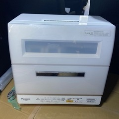 お値下げ♪♪ Panasonic 食洗機　NP-TR8-W