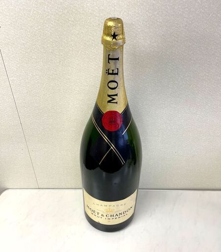 モエ・エ・シャンドン 特大マグナムボトルMOET&CHANDON