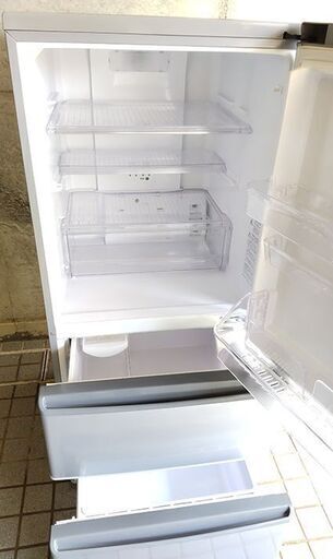アクア ノンフロン冷凍冷蔵庫（272L）