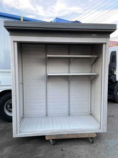 ヨド物置 あぜくらZシャッター5A型 高さ2070mm×幅1860mm×奥行800mm