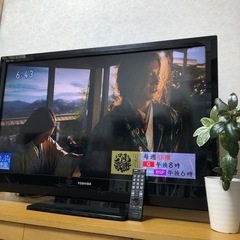 TOSHIBA REGZA 液晶テレビ　40インチ