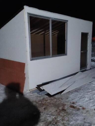 物置小屋、新築、釣れます。
