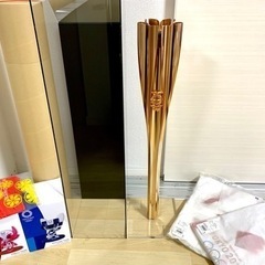 【ネット決済・配送可】2020年東京オリンピック聖火トーチ、ユニ...