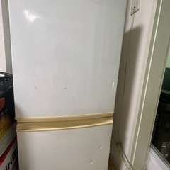 冷蔵庫135L