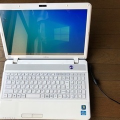 取引中【美品】《Core i3/メモリ8GB》 FUJITSU ...