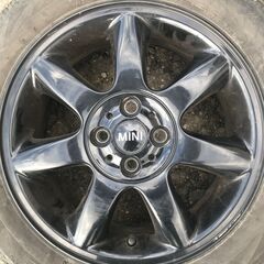 BMWミニクーパー純正ホイル6.5J-16（ブラック）スタッドレスタイヤ付