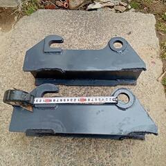商談中です！丸久 トラクター フロントローダー 背金具 ヒッチ